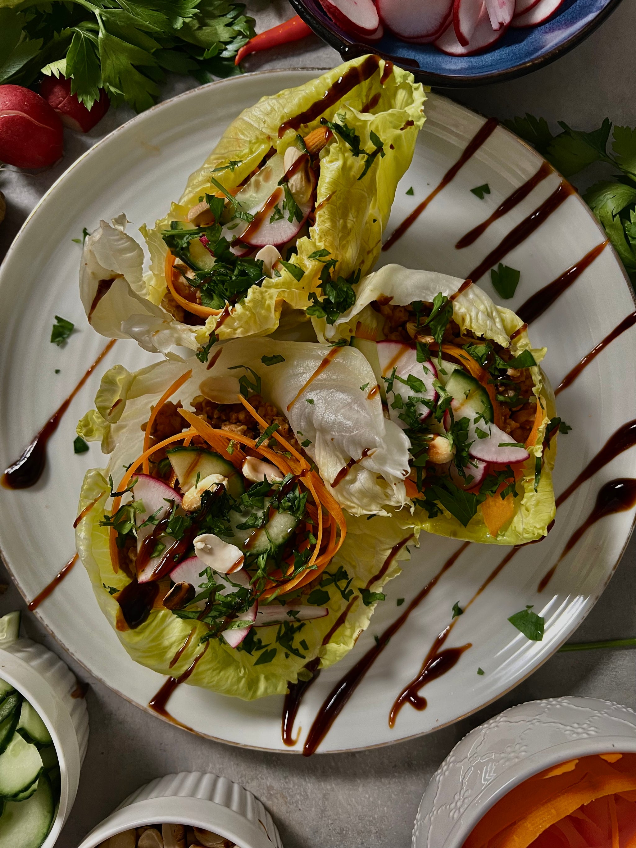 CHICKEN LETTUCE WRAPS