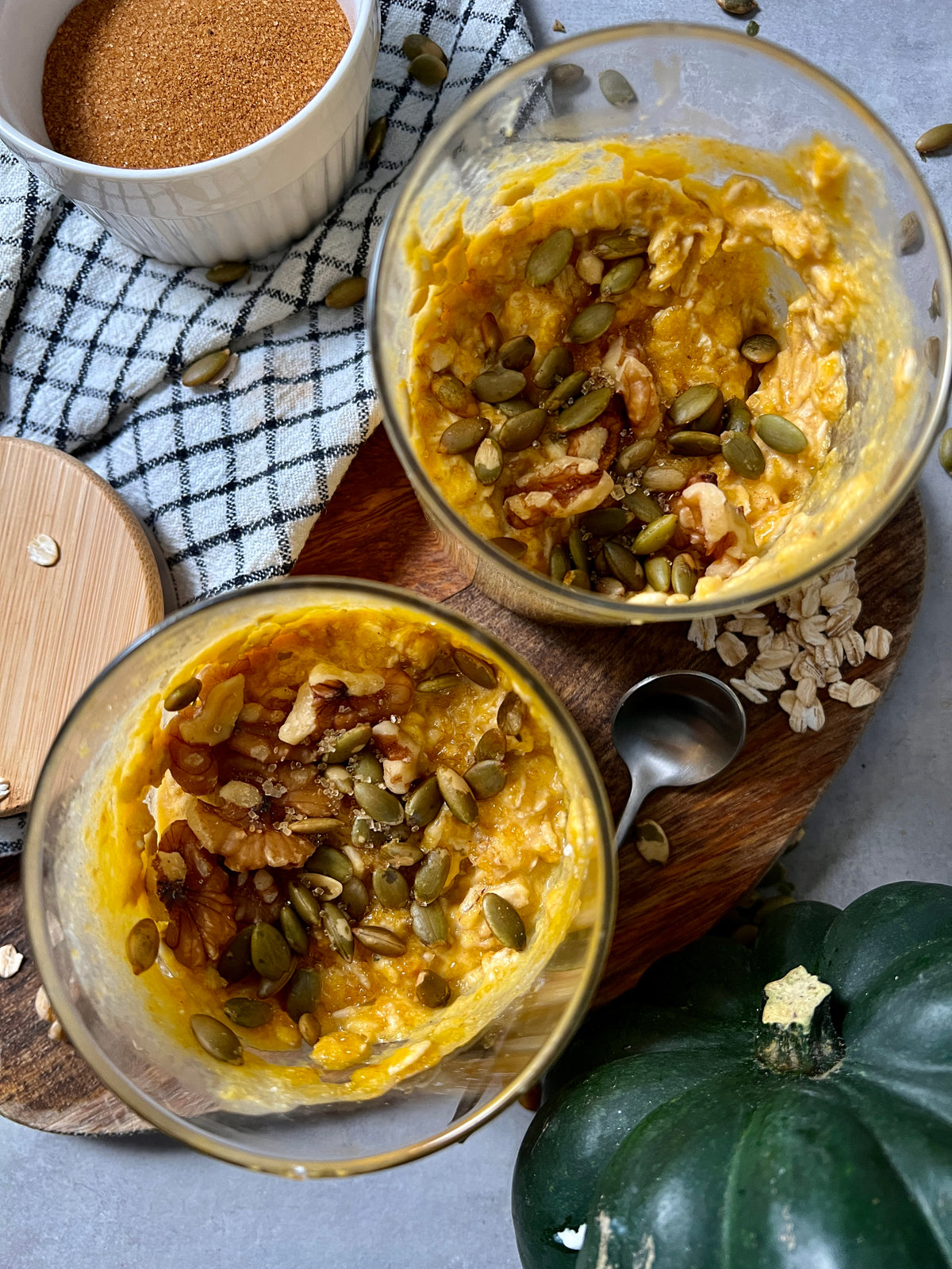 HIGH PROTEIN PUMPKIN SPICE OVERNIGHT OATS
